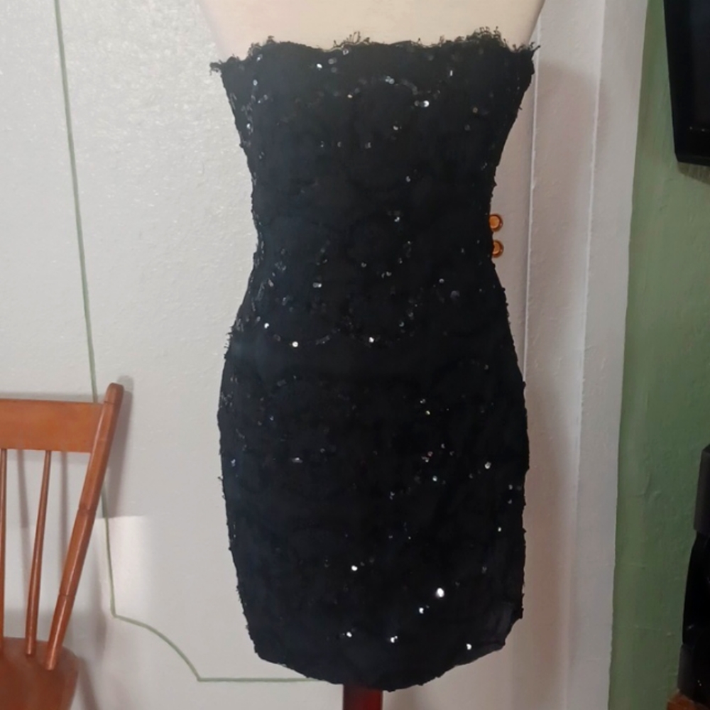 Bergdorf Goodman Black Sequin strapless mini dress medium